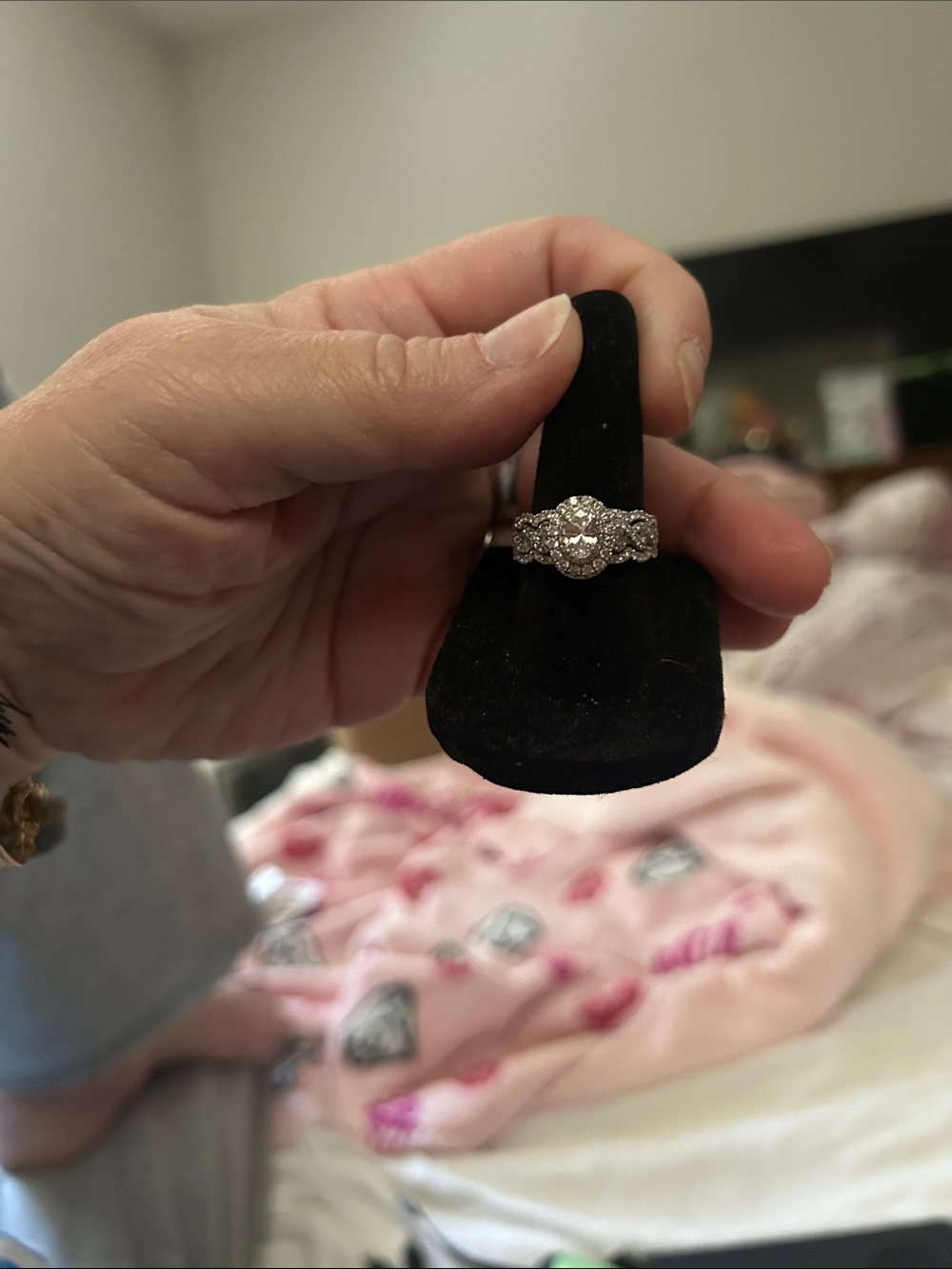 Neil Lane White GOLD DIAMOND RING